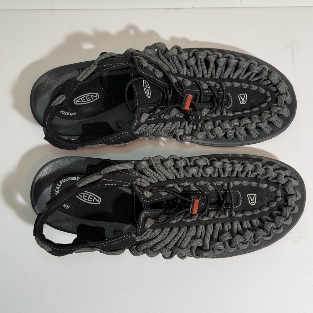 Keen Men’s Uneek Sport Water Sandal Sz 10